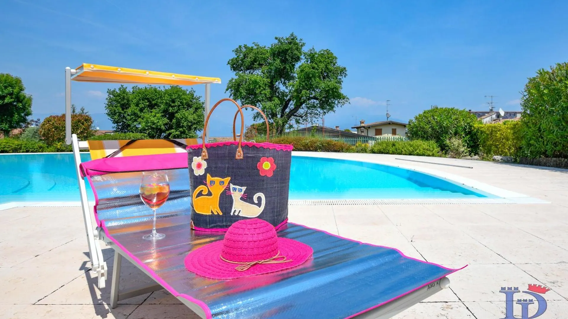 Apartment Desenzanoloft Official Partner Marriott Homes & Villas - Paradise Lake View In A 5 Pools Exclusive Residence Desenzano del Garda